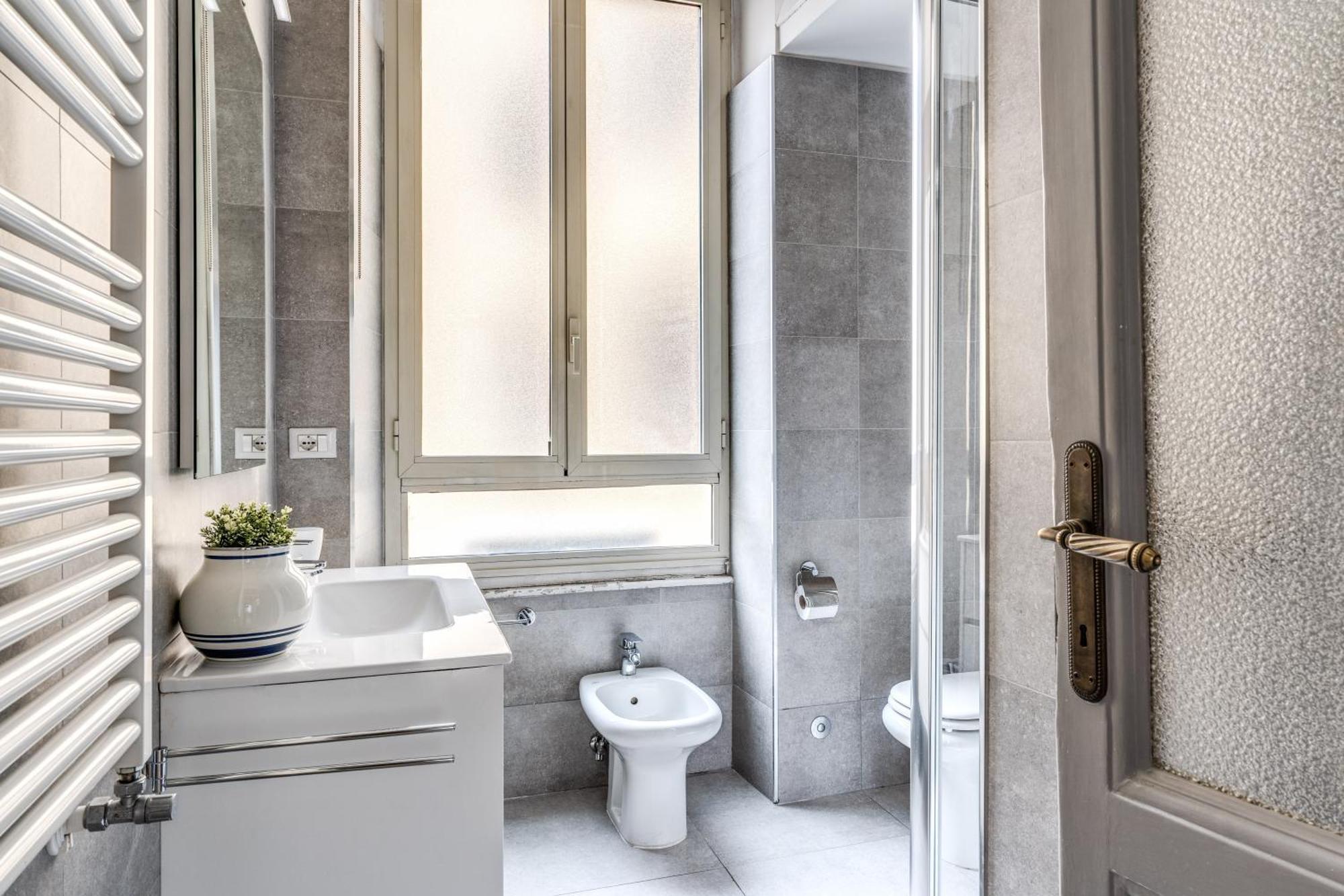 Lovely Renovated Flat By Vatican Rome Bagian luar foto